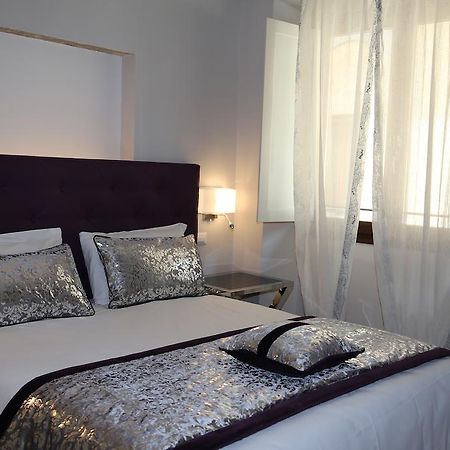Emozioni Charme Florens Rum bild